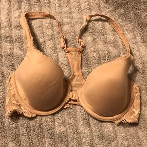 Victoria’s Secret 32C cream clasp front bra